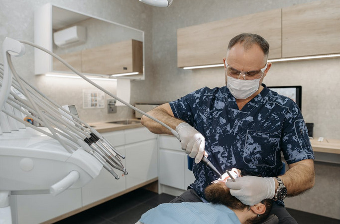 dentist